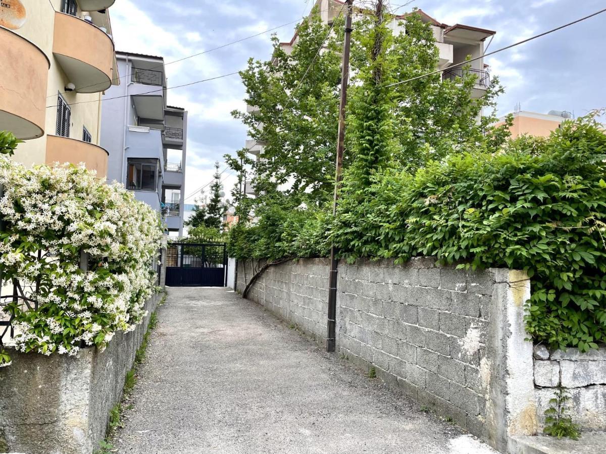 Edlira Apartment